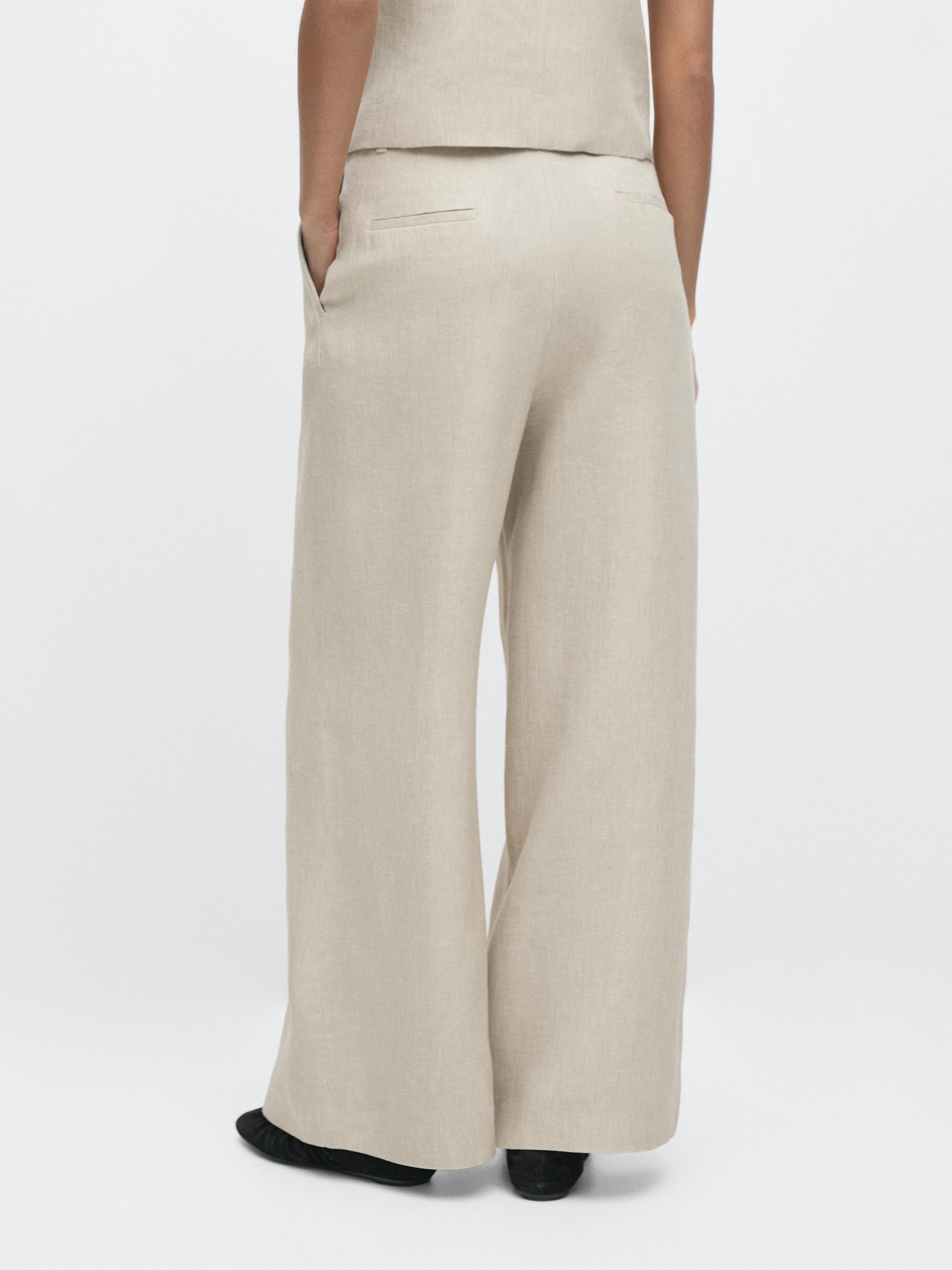 Linen capri trousers with darts